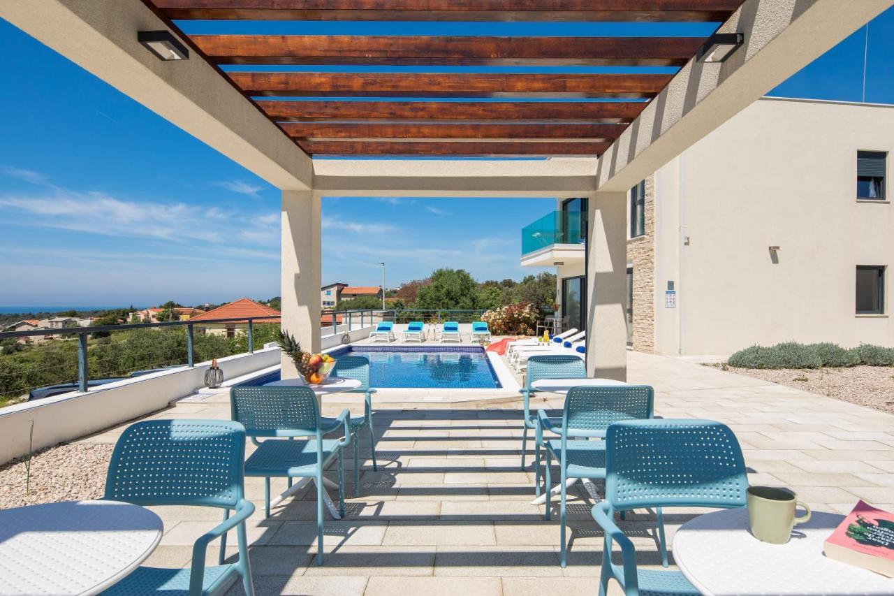 Sun Resort Apartments Zečevo Exteriör bild